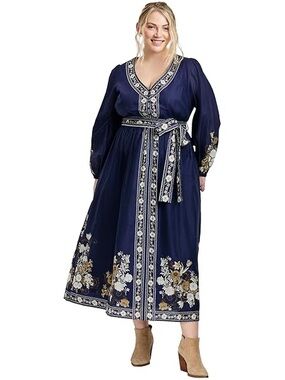 Aveology by Avenue Ethereal Escape Maxi Dress